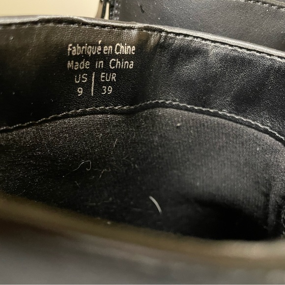 Black Ankle Booties with Zipper | US 9 | EU 39 - Picture 2 of 4